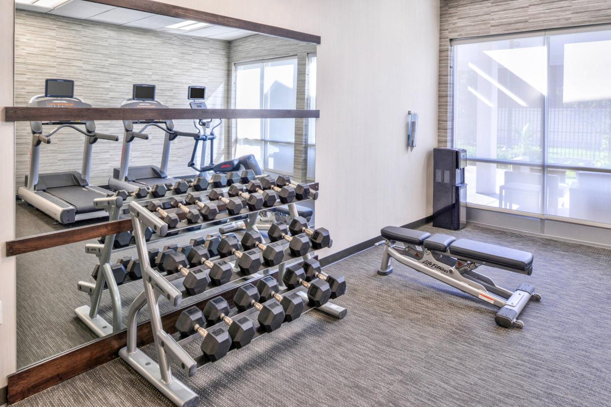 Courtyard By Marriott Columbus Grove City Exteriér fotografie